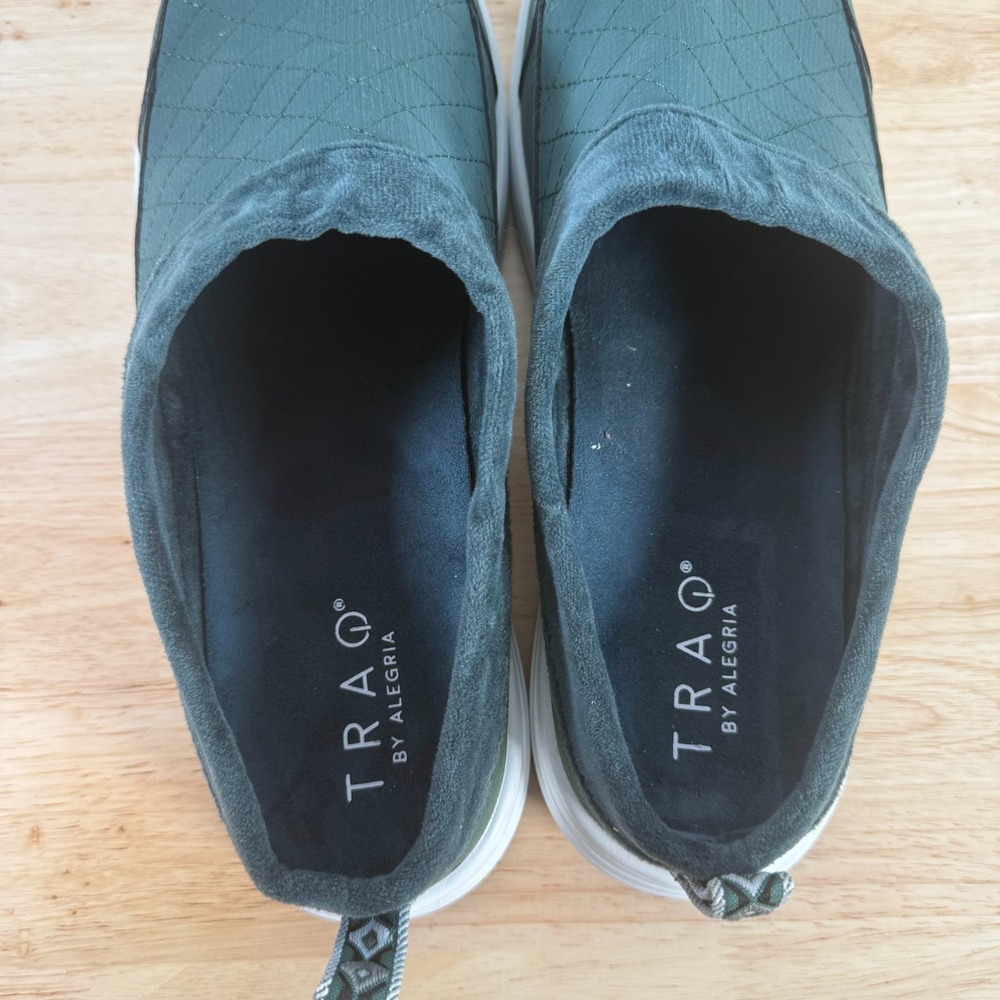 Traq by Alegria Mule Shoes Women's Size US 11 Green Slip-On Comfort Tra-Kiq-5301 - Picture 6 of 9